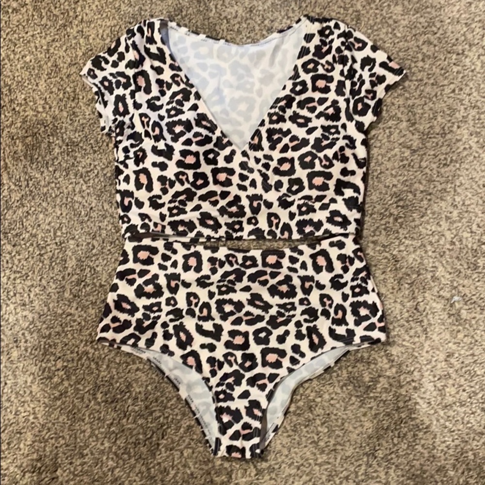 Shein leopard Swinsuit